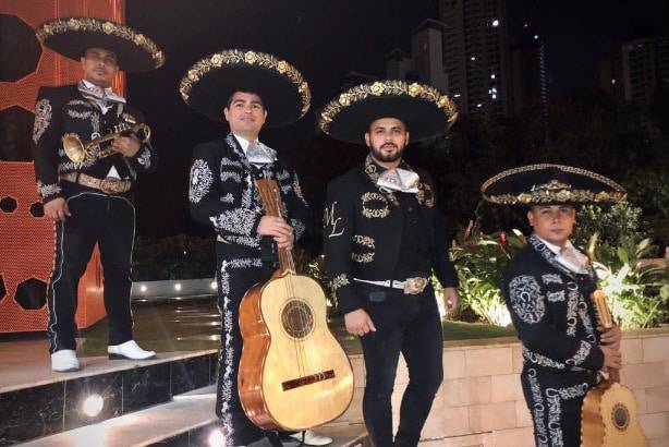 mariachis en cumpleaños huechuraba